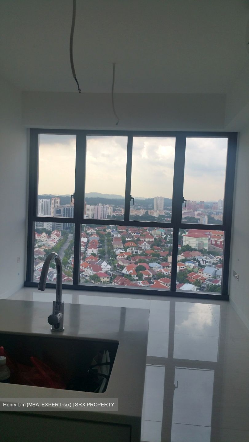 Sky Vue (D20), Condominium #612760611